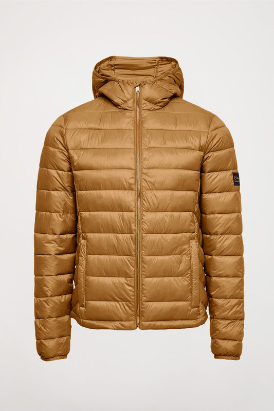Chaqueta marrón Mickael reciclada y ultraligera con capucha y etiqueta textil Polo Club