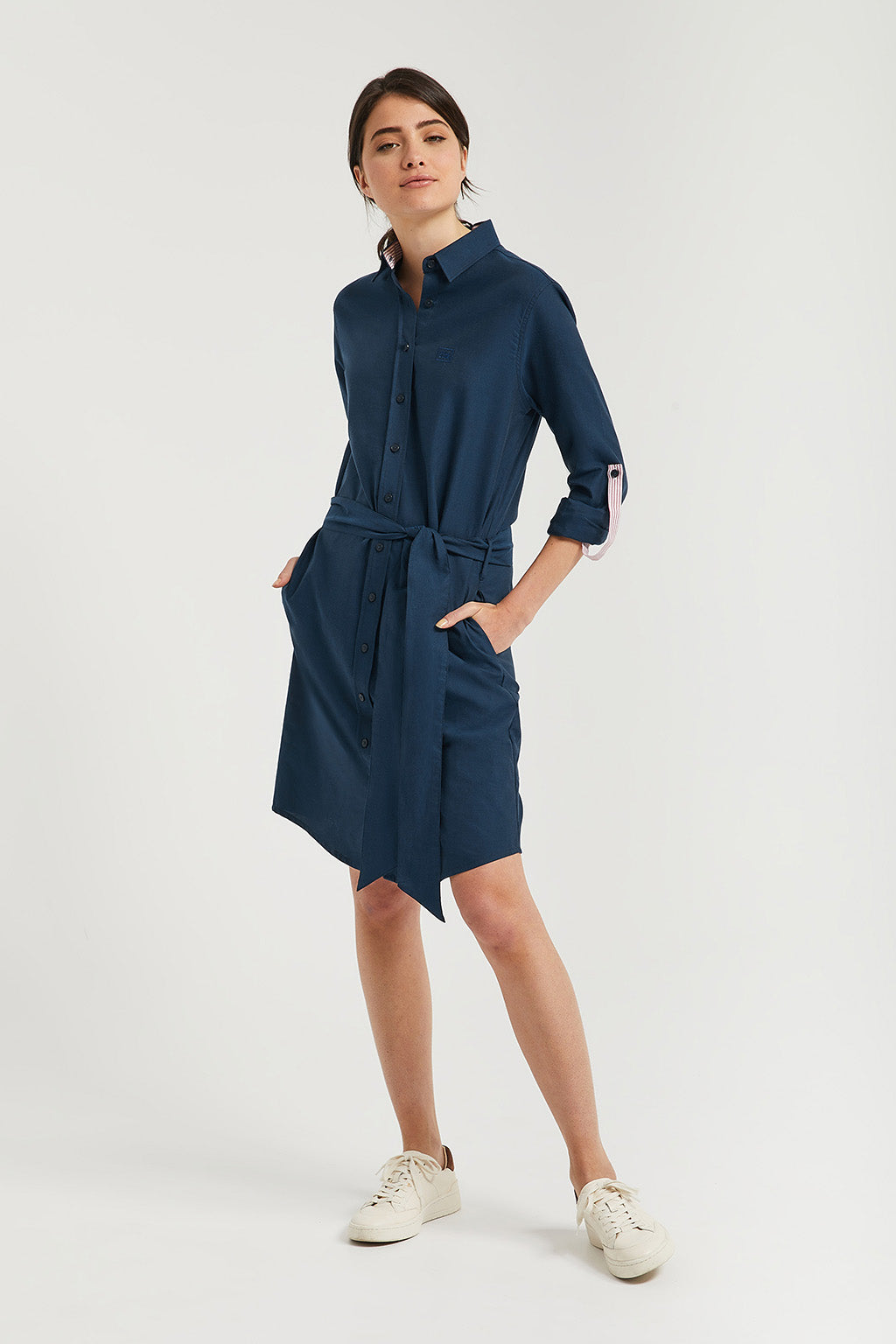 Vestido camisero azul marino de manga larga con bordado – Polo Club