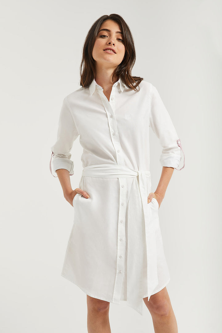 Vestido camisero blanco de manga larga con detalle bordado