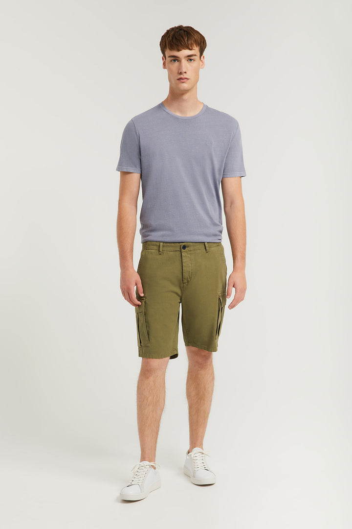 Khaki cargo shorts with embroidered logo