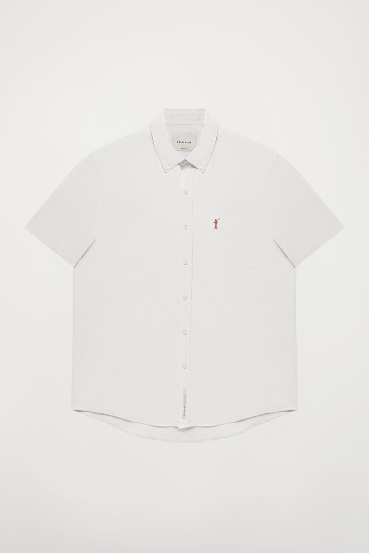 Camisa branca de linho com bolso no peito e logótipo Rigby Go