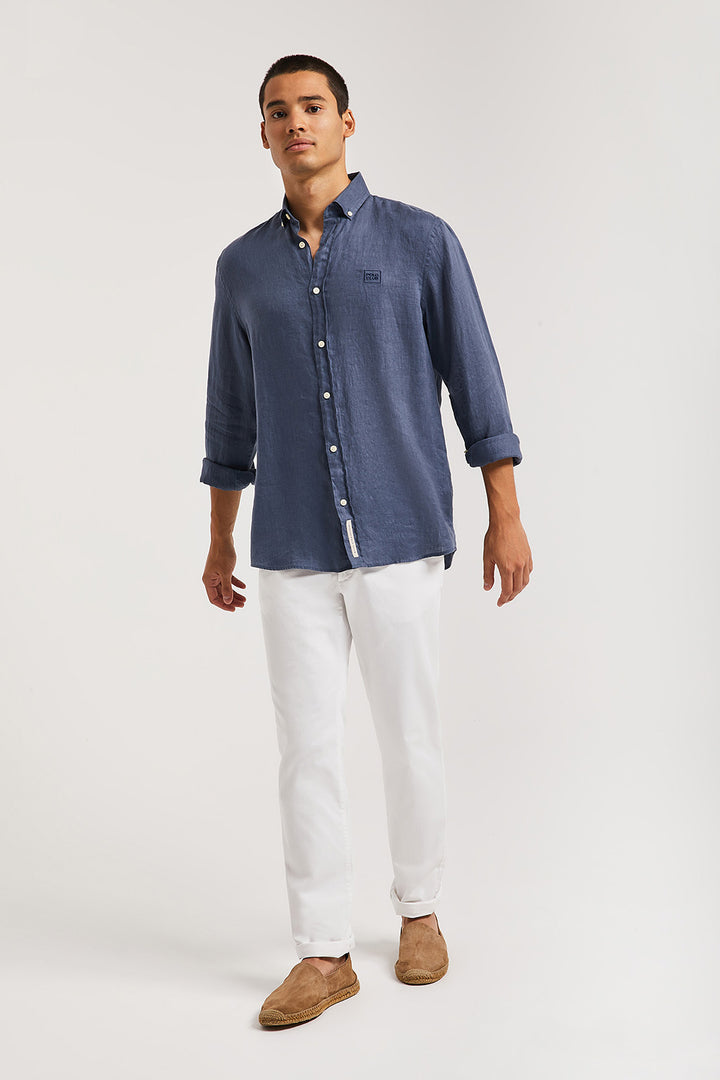 Camisa de linho azul denim com logótipo bordado