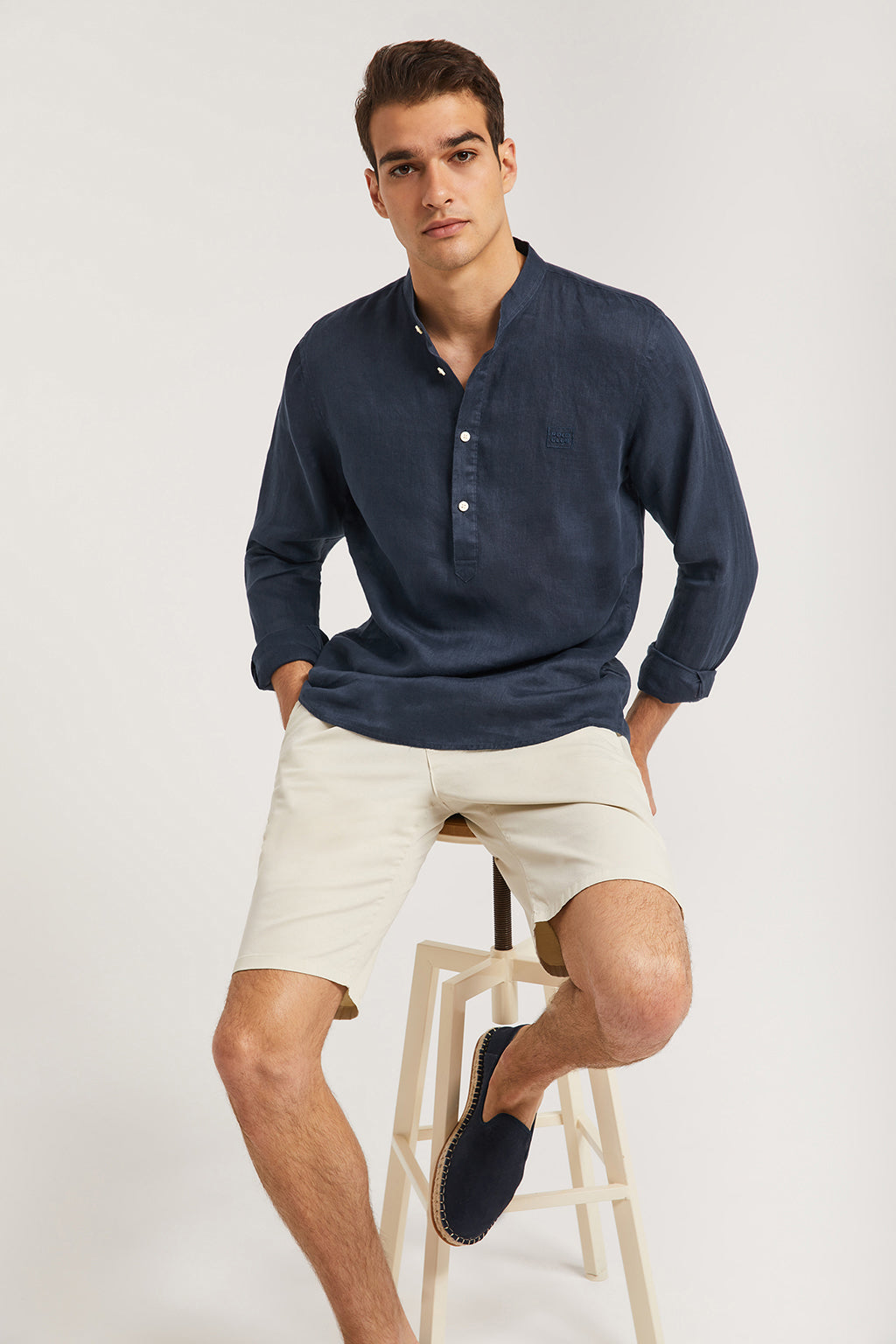 densidad Teórico altura Camisa polera de lino azul marino con cuello mao – Polo Club