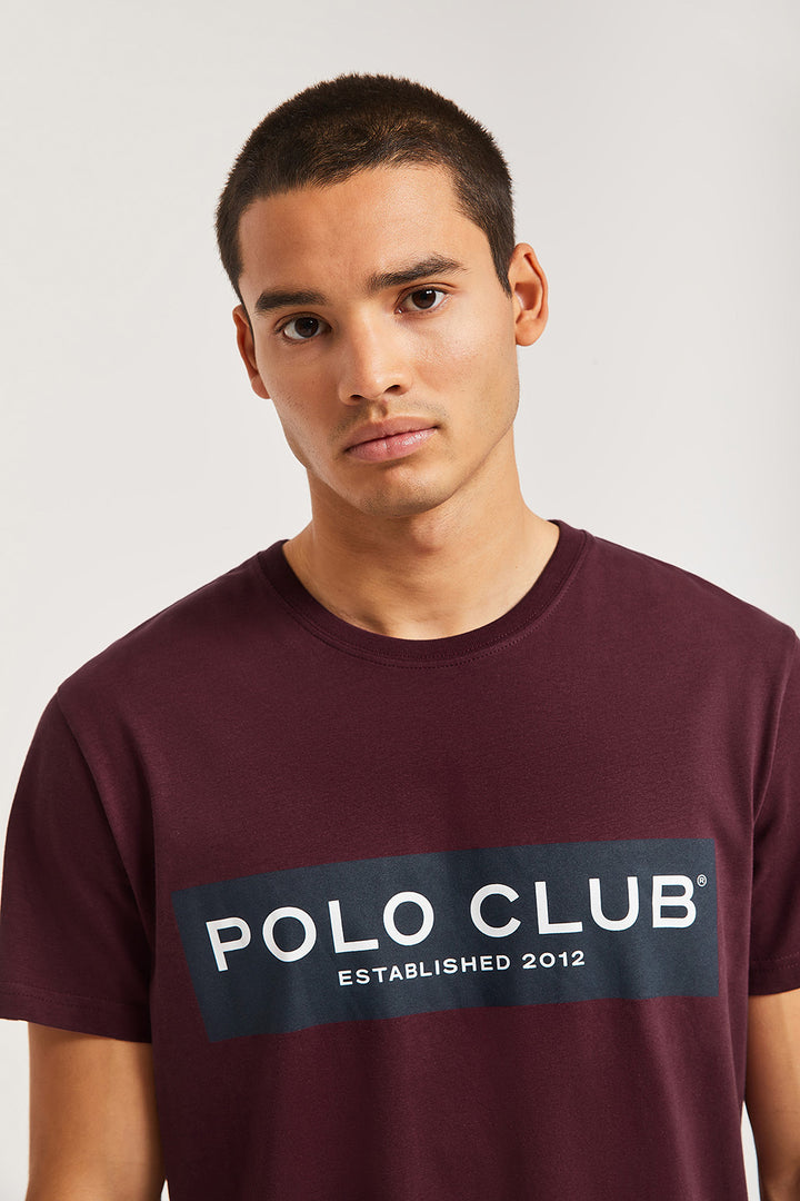 Camiseta burdeos con print en block Polo Club