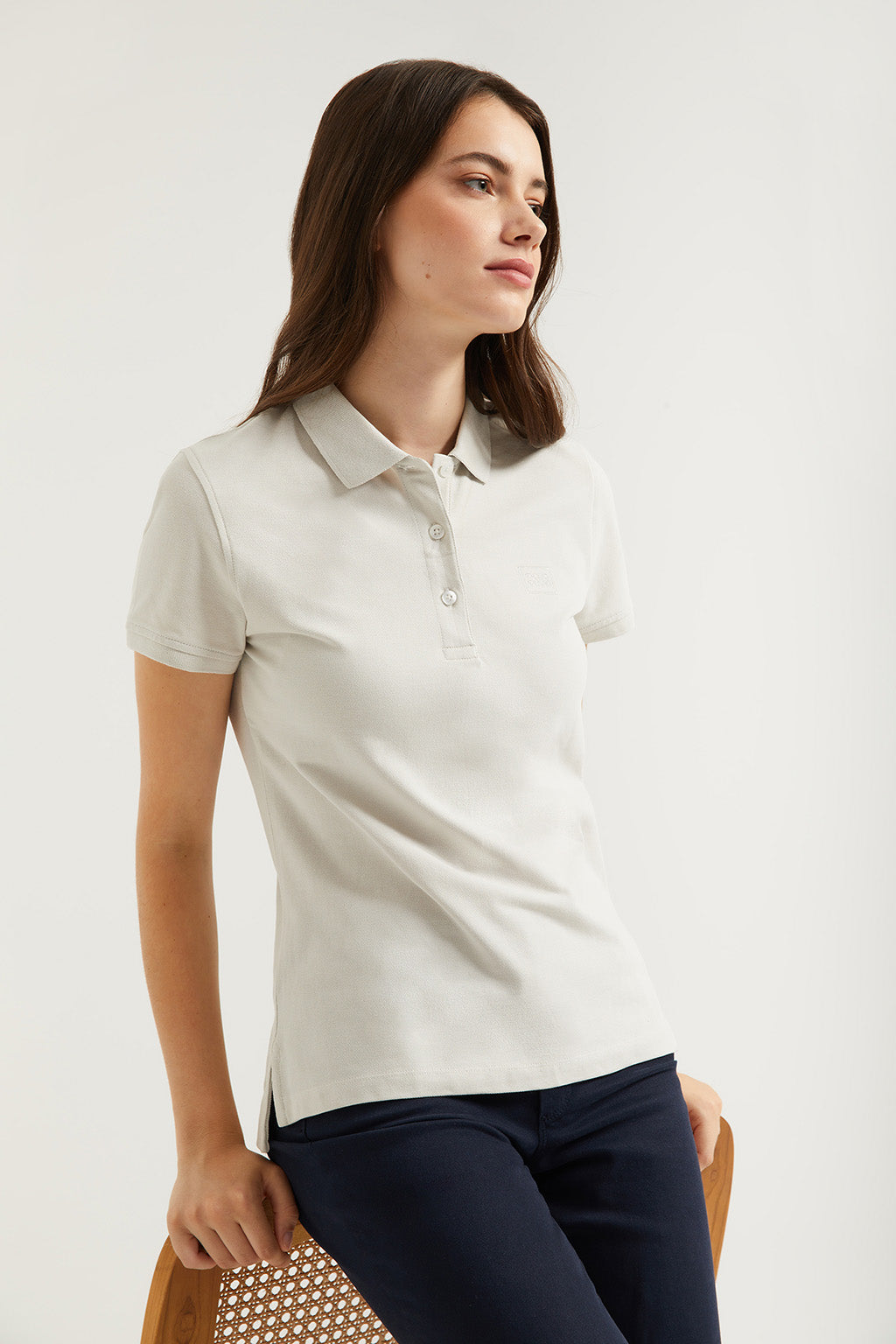 Polo de manga corta pique gris claro con logo Polo Club