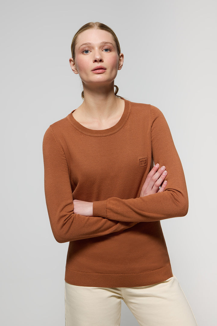 Caldera-red round-neck basic jumper with embroidered logo in matching colour