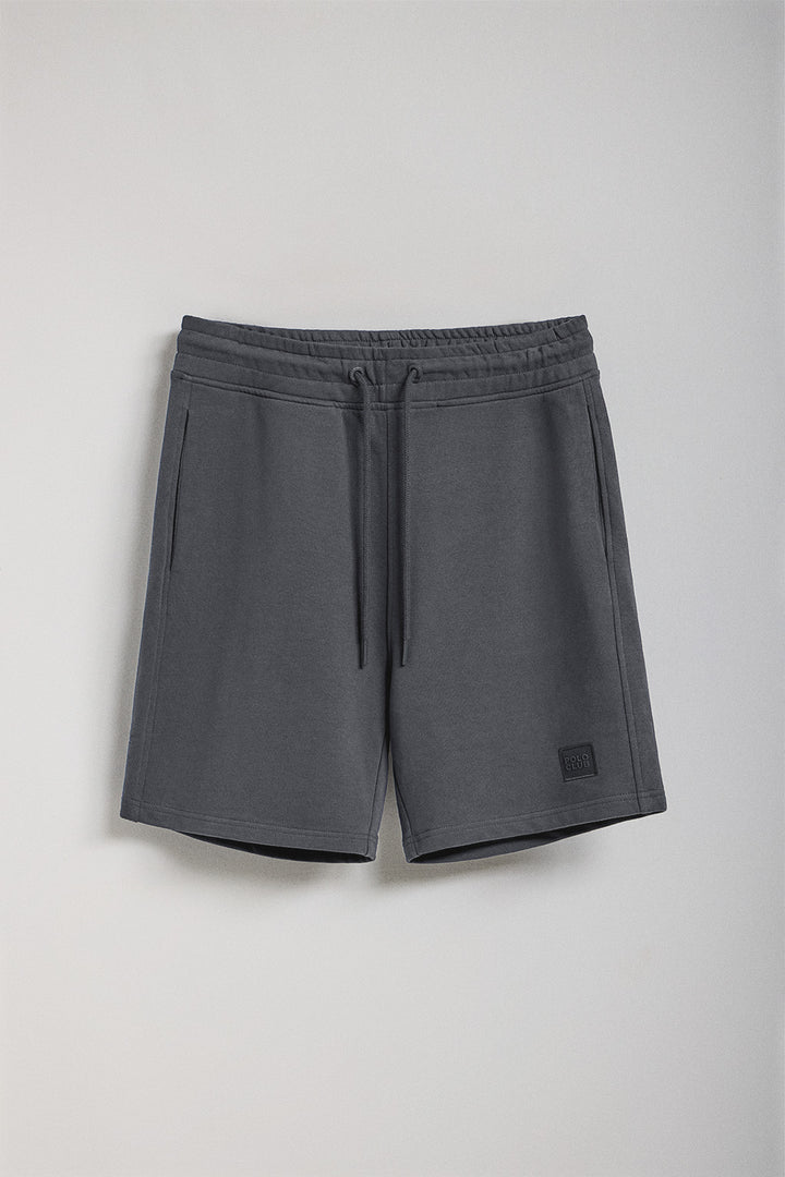 Calção Jonas em cinzento alcatrão de algodão e corte relaxed fit com patch em sarja engomado Polo Club