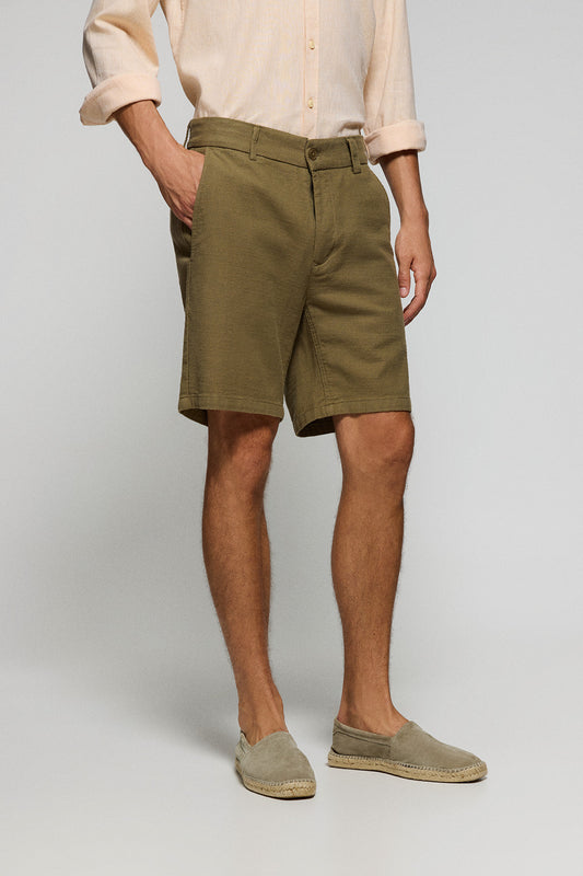 Pantalón corto Bali de lino y algodón color verde caqui con detalles bordados Polo Club