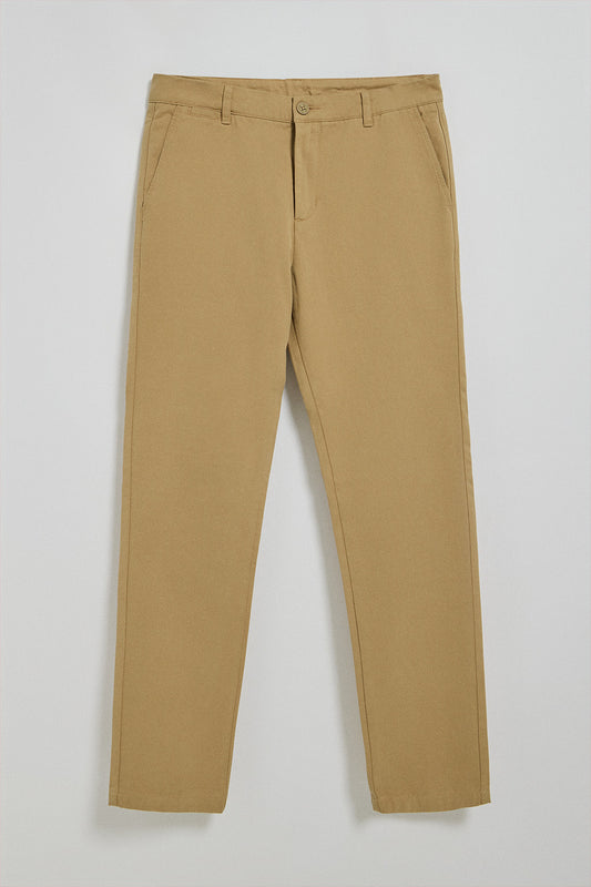 Pantalón chino Vanya color arena con bordado Polo Club