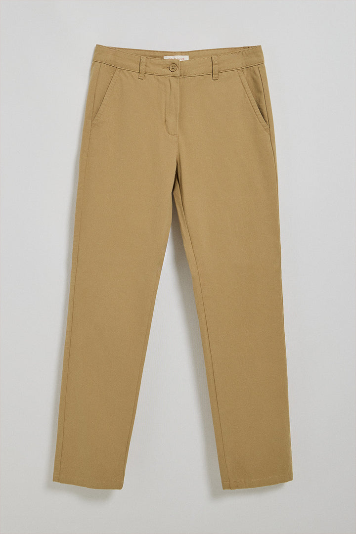 Calças chino May em cor de areia com bordado no bolso minimal Polo Club
