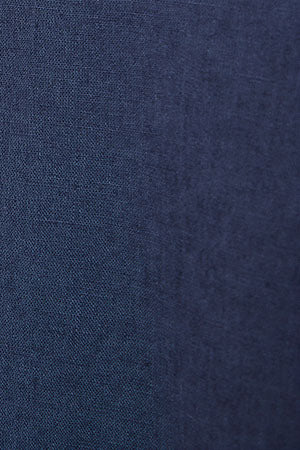 Camisa azul marinho loose fit em linho e algodão com monograma bordado