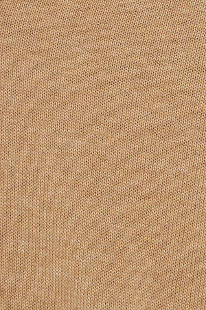 Jersey color caramelo vigoré de punto con cuello de pico y logo bordado Rigby Go