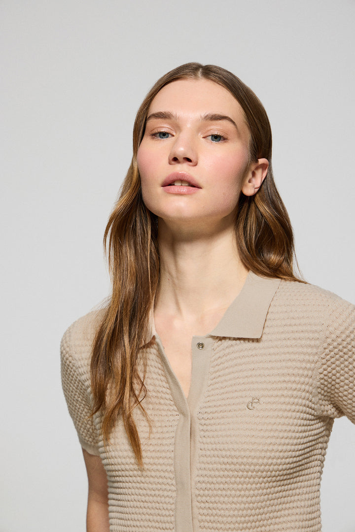 Jersey abotonado de punto beige Lirio con monograma bordado