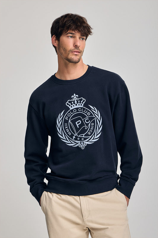 Sudadera Saddie azul marino con gráfico náutico bordado