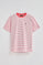 Camiseta de rayas color coral y beige con monograma bordado