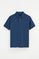 Polo azul índigo de corte regular con bordado Rigby Go