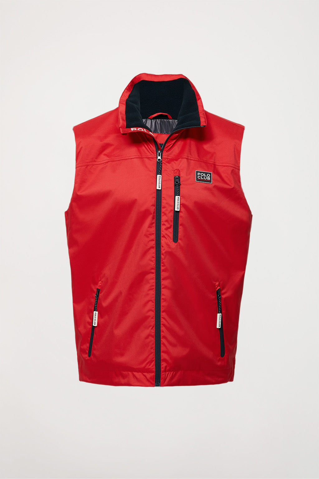 Chaleco técnico rojo con estampado en el cuello  | HOMBRE  | POLO CLUB