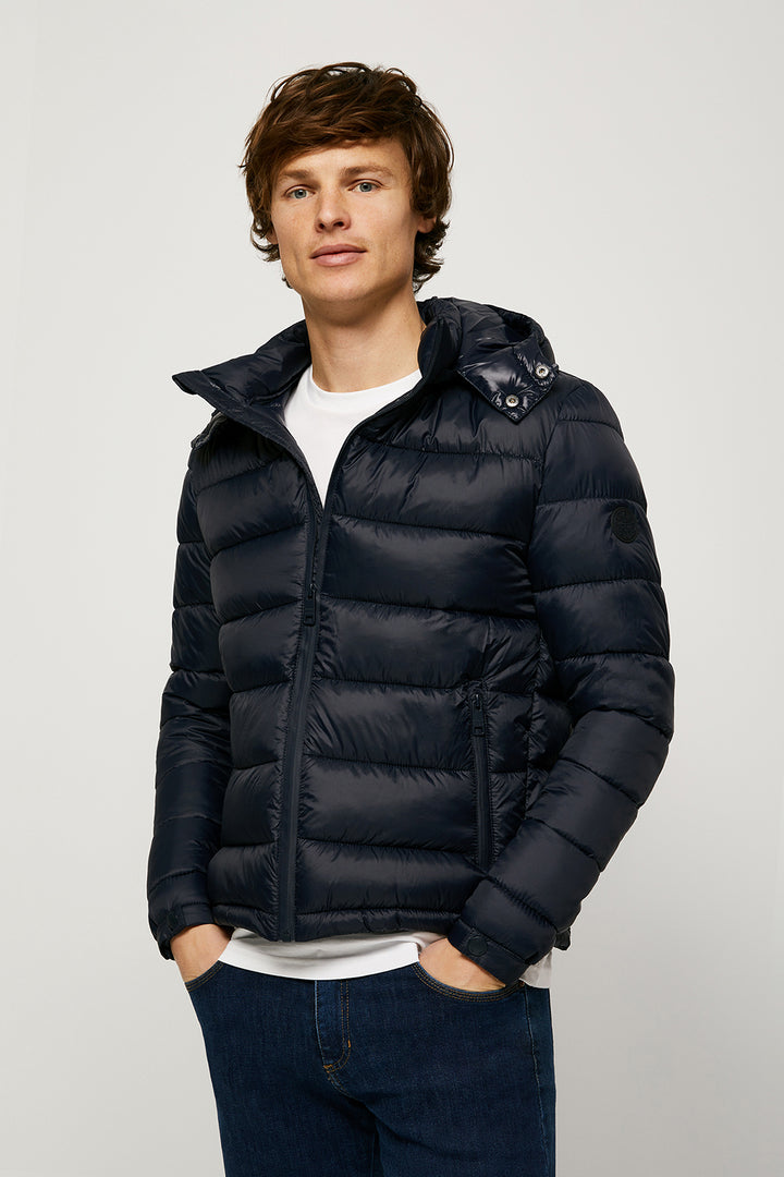 Chaqueta azul marino acolchada con capucha | HOMBRE  | POLO CLUB