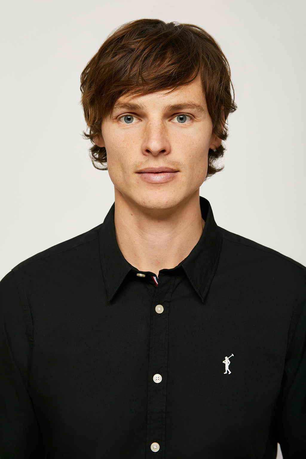 Camisa slim fit negra con logo bordado | HOMBRE  | POLO CLUB
