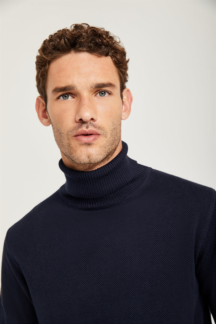 Jersey de cuello alto azul de punto texturizado y logo Polo Club