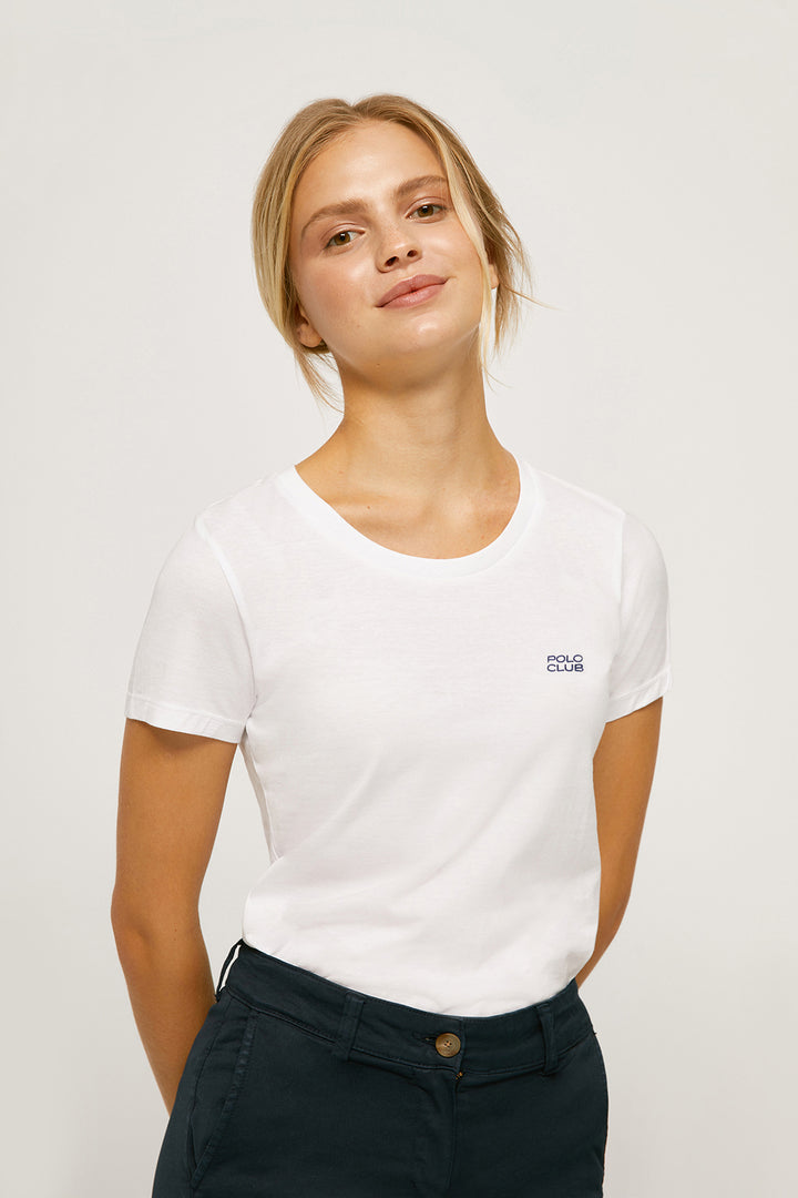 Camiseta orgánica blanca de cuello redondo y logo bordado