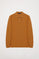 Polo de manga comprida castanho com bordado Rigby Go