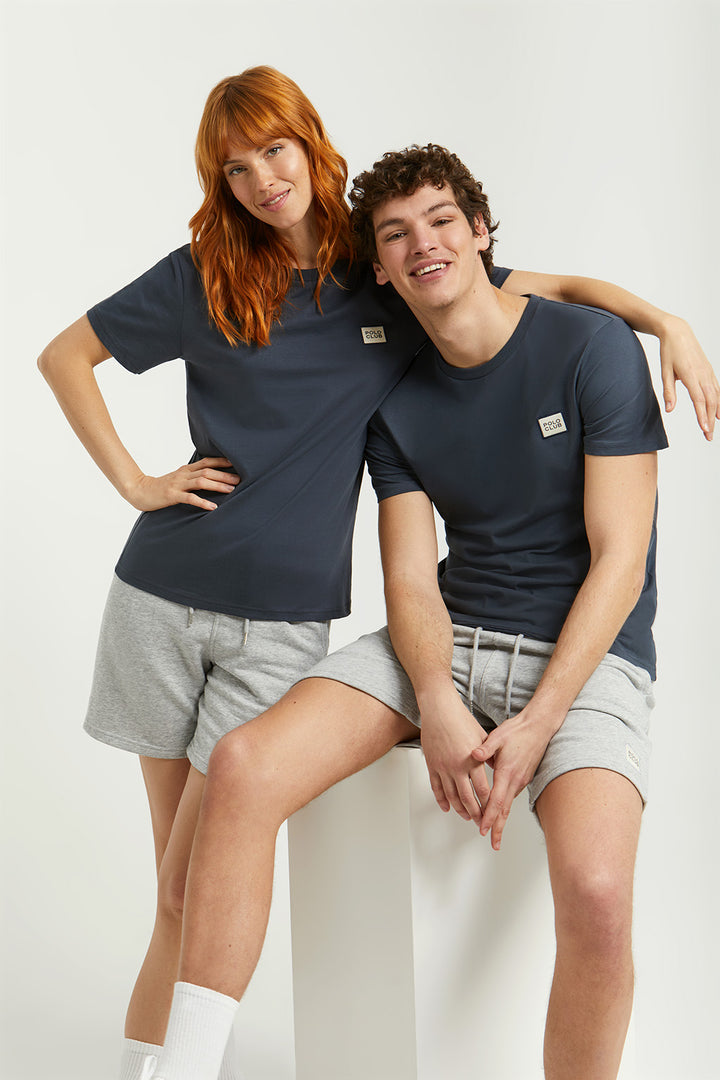 T-shirt cor de asfalto orgânica Neutrals com logótipo